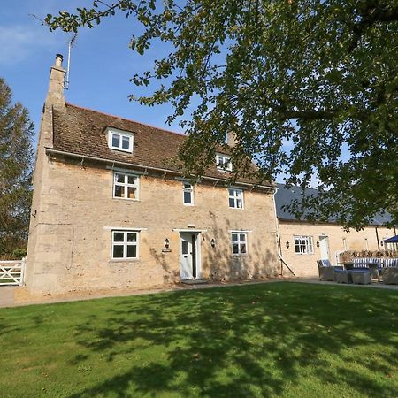 The Croft Farm Villa Peterborough Exterior photo
